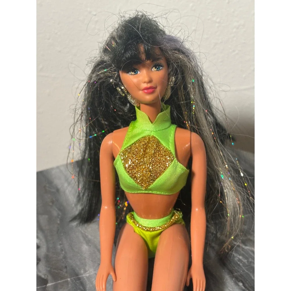 Vintage 1986 Mattel Barbie Doll Black Tinsel Hair Neon Green Gold Crop‎ Top 80s